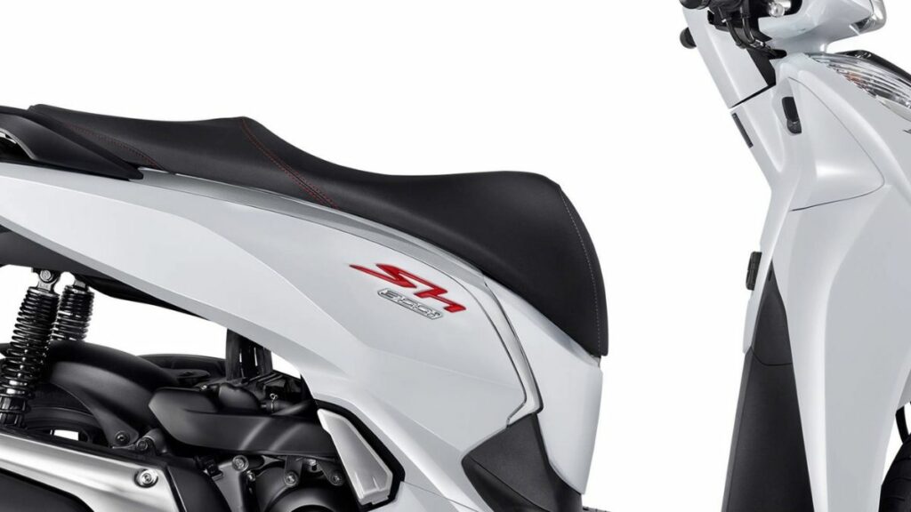 Honda SH 300i 2022 corpo