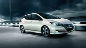 Nissan Leaf 2022 lateral