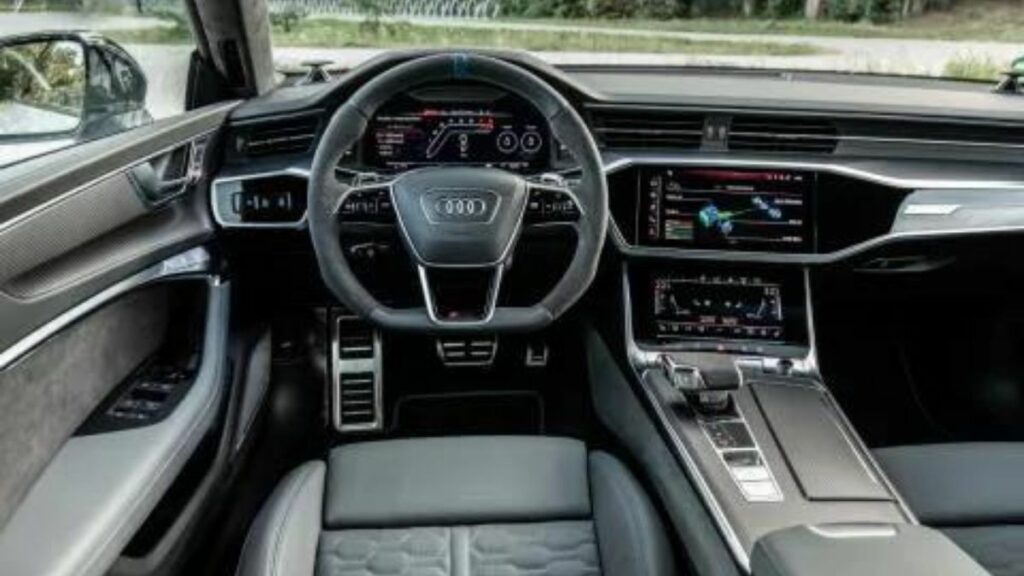 Audi RS7 2022 interior